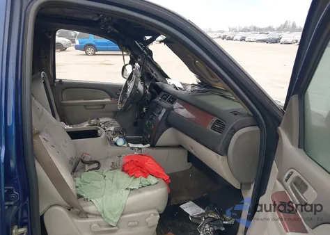 2012 Chevrolet Suburban 1500 Lt z USA, uszkodzony, nr VIN 1GNSCJE04CR295819